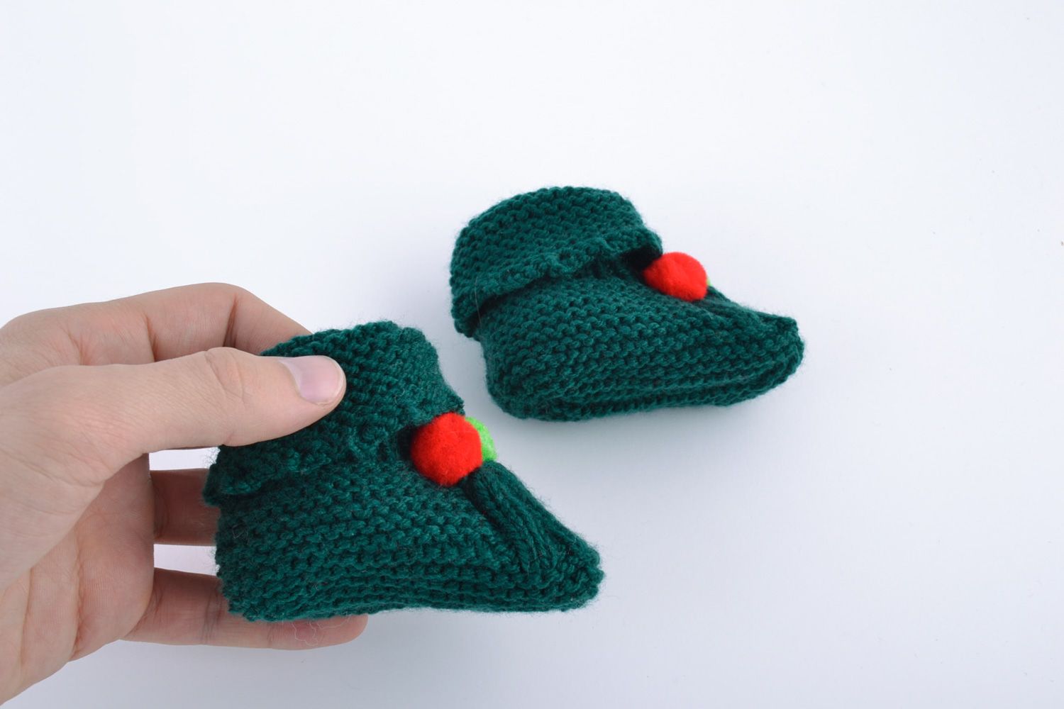 Green hand knitted wool baby slippers photo 4