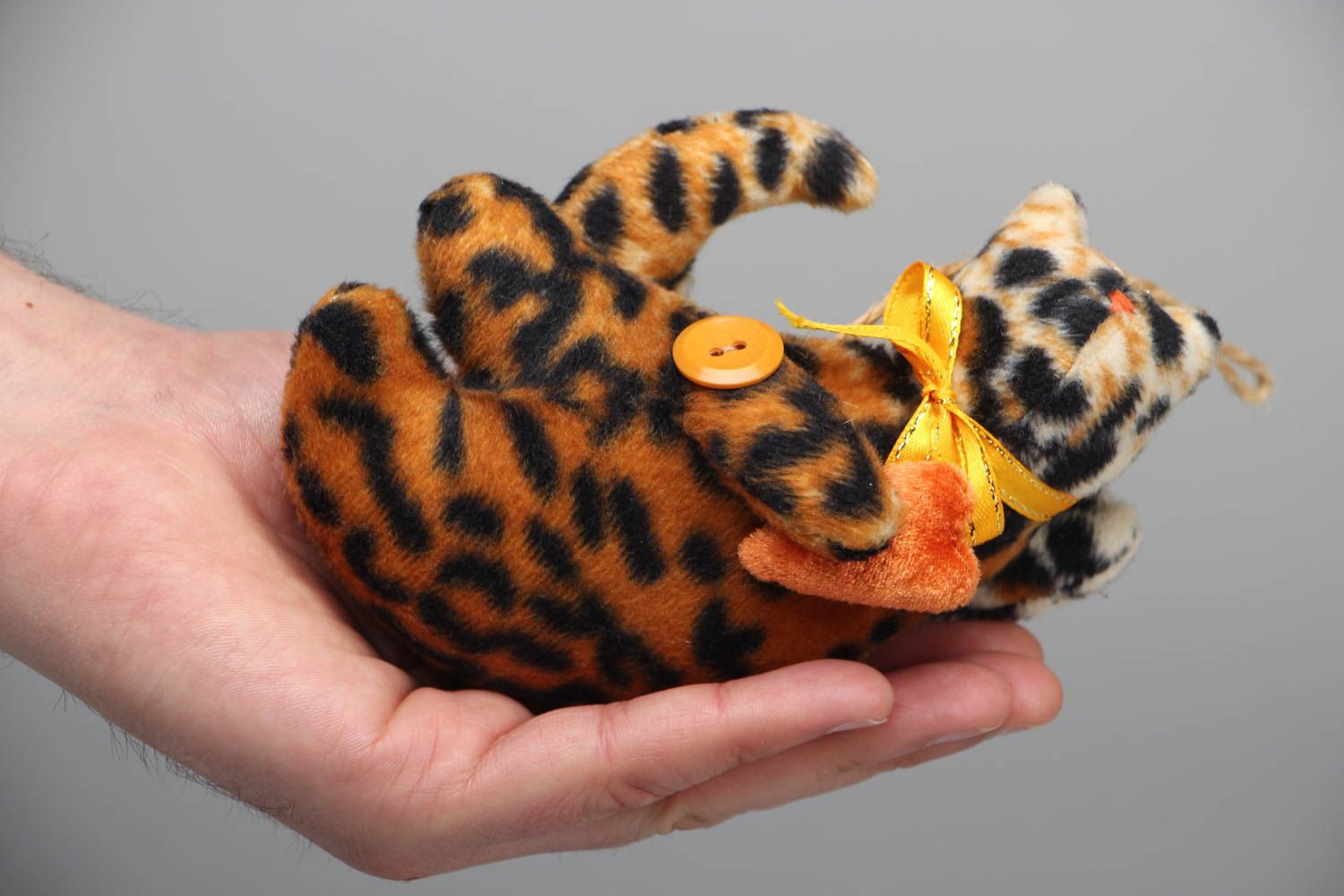 Плюшевая игрушка ручной работы Кот леопард фото 4