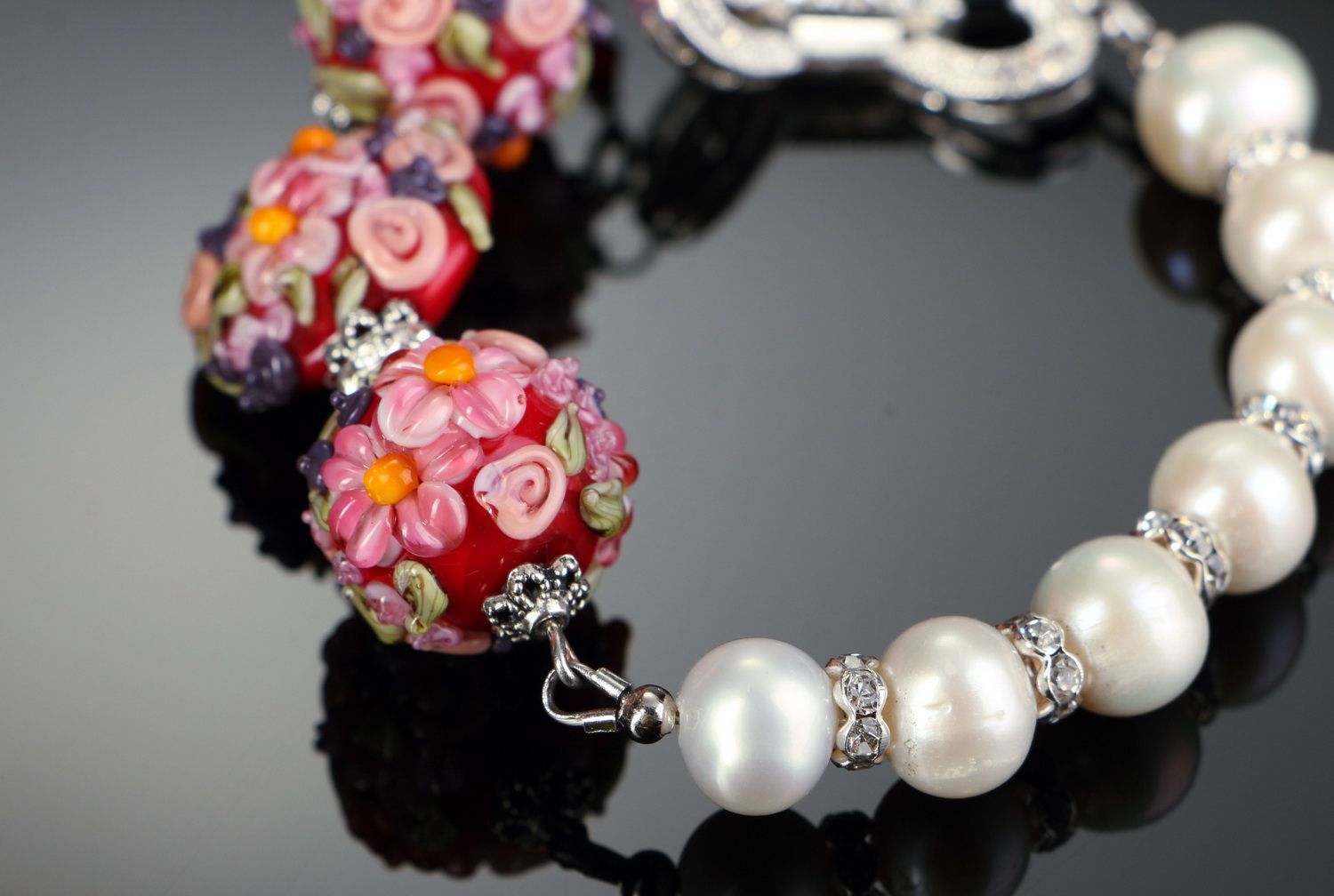 Wrist bracelet with river pearls Pearl photo 3
