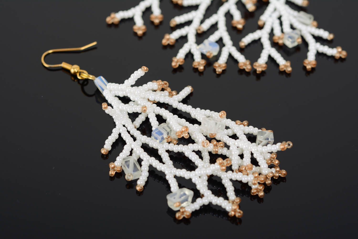 Handmade long dangling earrings woven of seed beads in the shape of branches photo 2