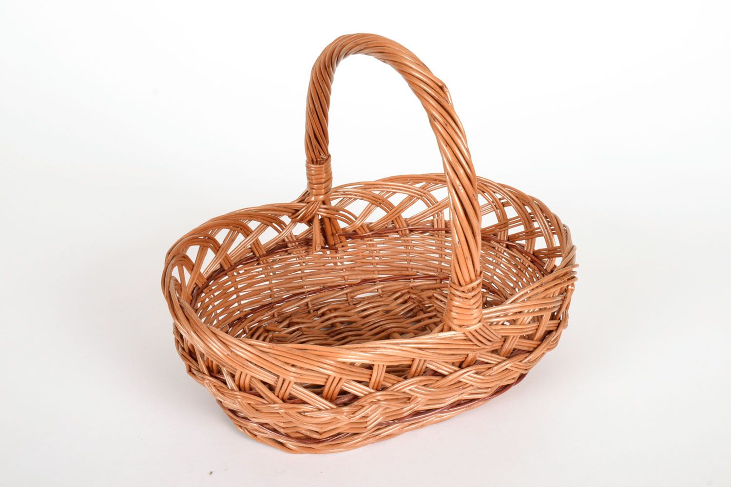 Woven willow basket photo 4