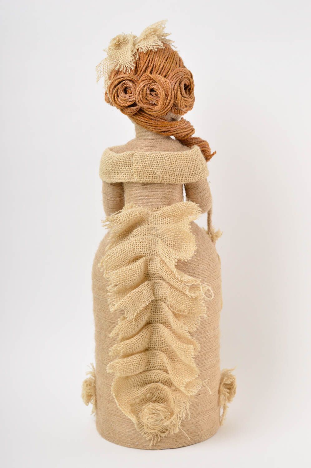 Кукла ручной работы декор для дома кукла из шпагата статуэтка Мадам с зонтиком фото 5
