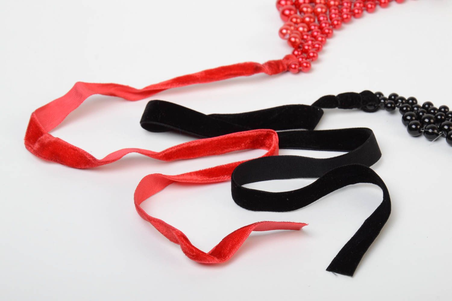 Red and black handmade multirow woven beaded necklace photo 3