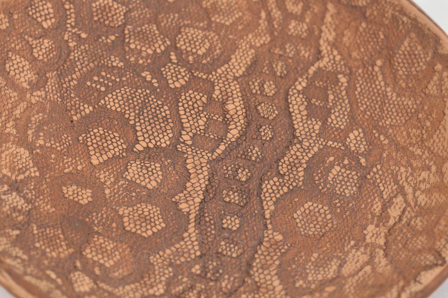 Schöner ungewöhnlicher brauner Unterteller mit Muster Öko Geschirr Handarbeit foto 5