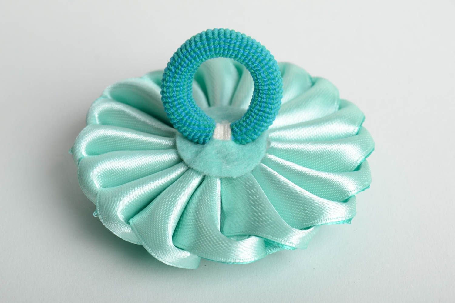 Handmade designer hair band with volume ribbon kanzashi flower of mint color photo 2