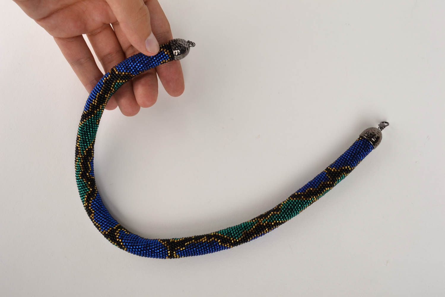 Жгут из бисера украшение ручной работы ожерелье из бисера изумрудное с синим фото 5