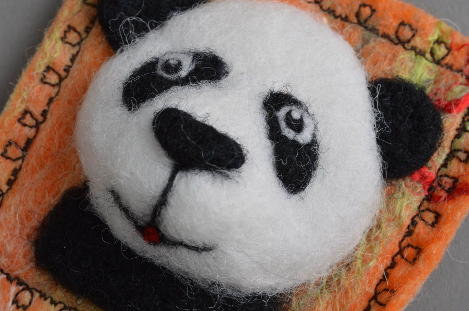 Aimant de réfrigérateur panda fait main en laine petit accessoire original photo 4