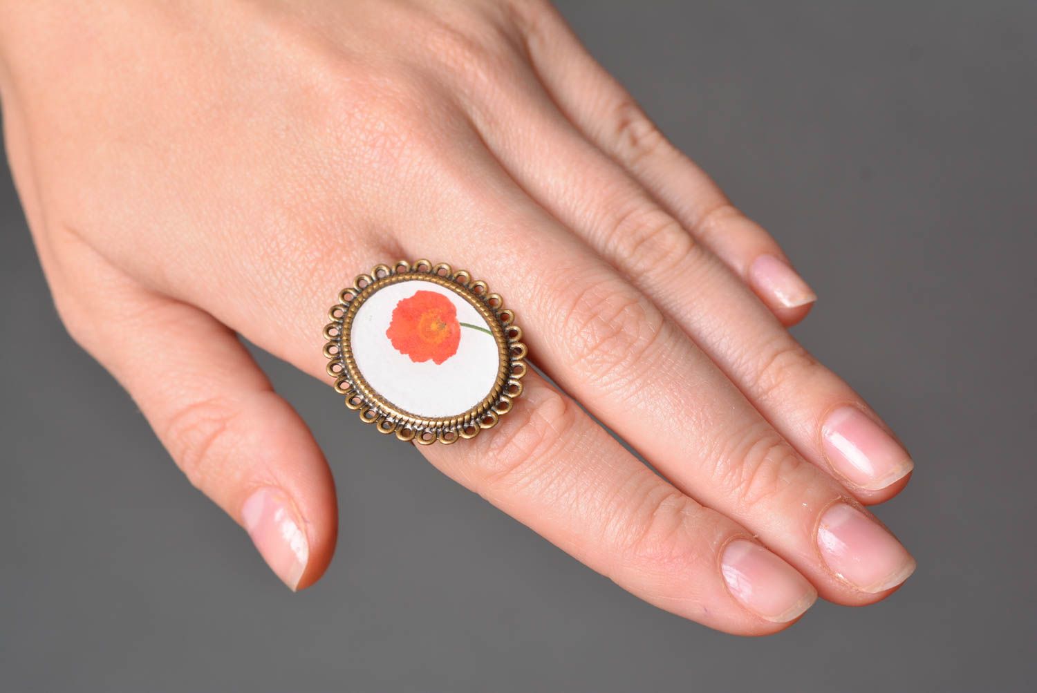 Handmade vintage oval ring with metal basis and floral print in epoxy resin photo 2