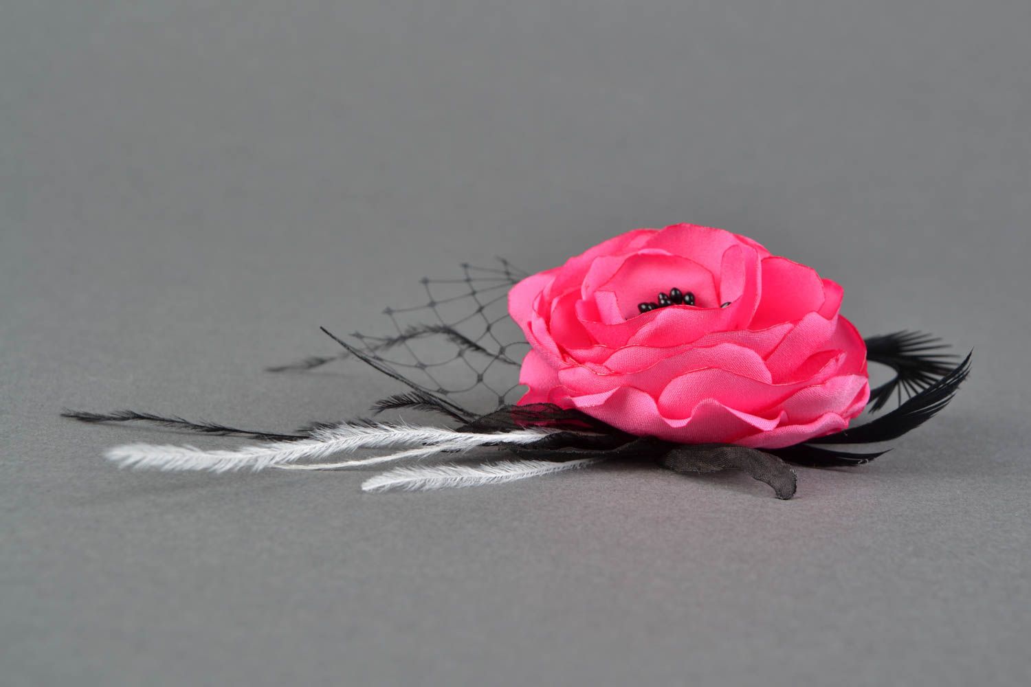 Broche fleur rose en mousseline de soie originale faite main pour femme photo 3