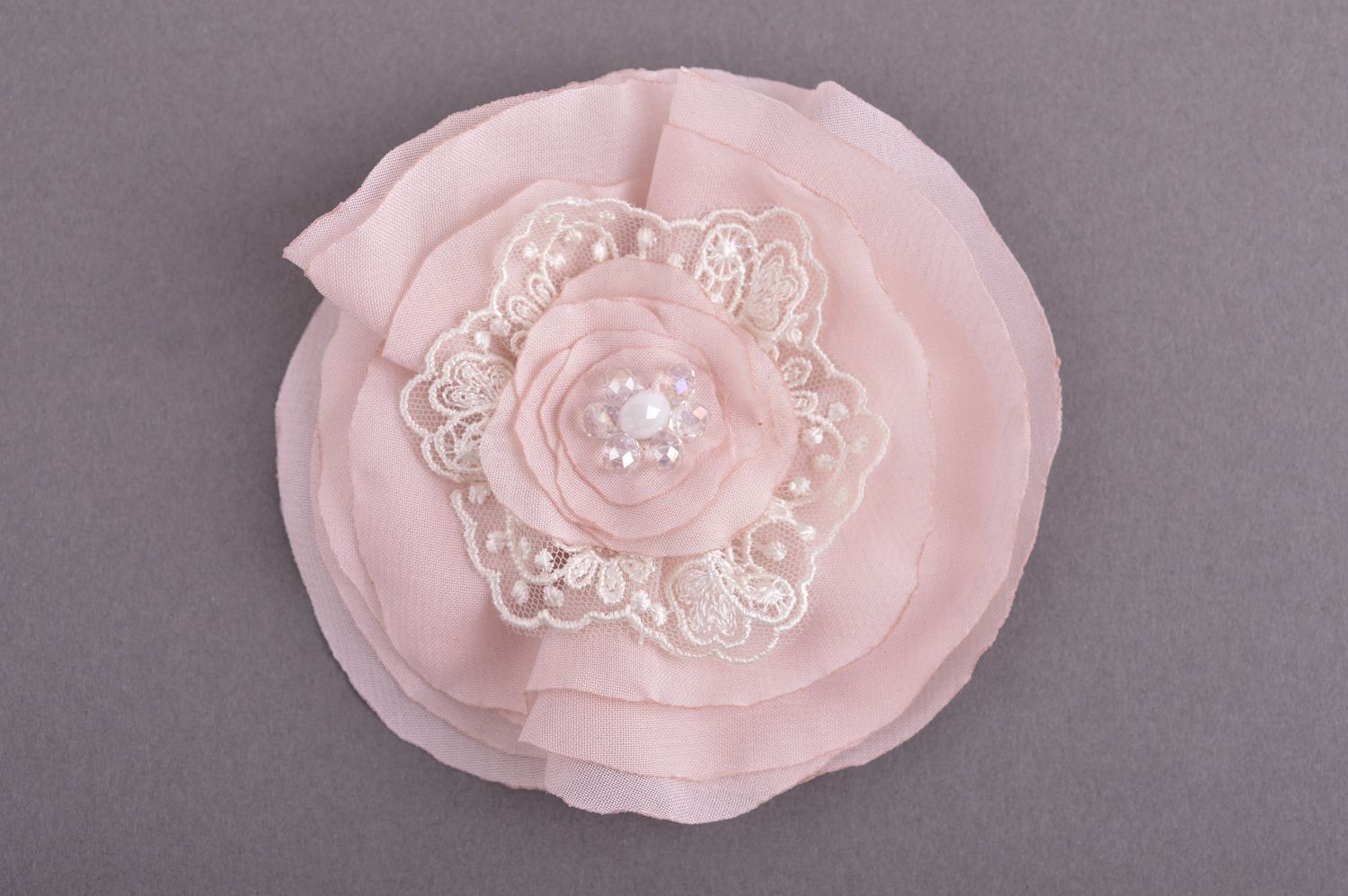 Брошь ручной работы текстильная брошь розовый цветок авторское украшение фото 2