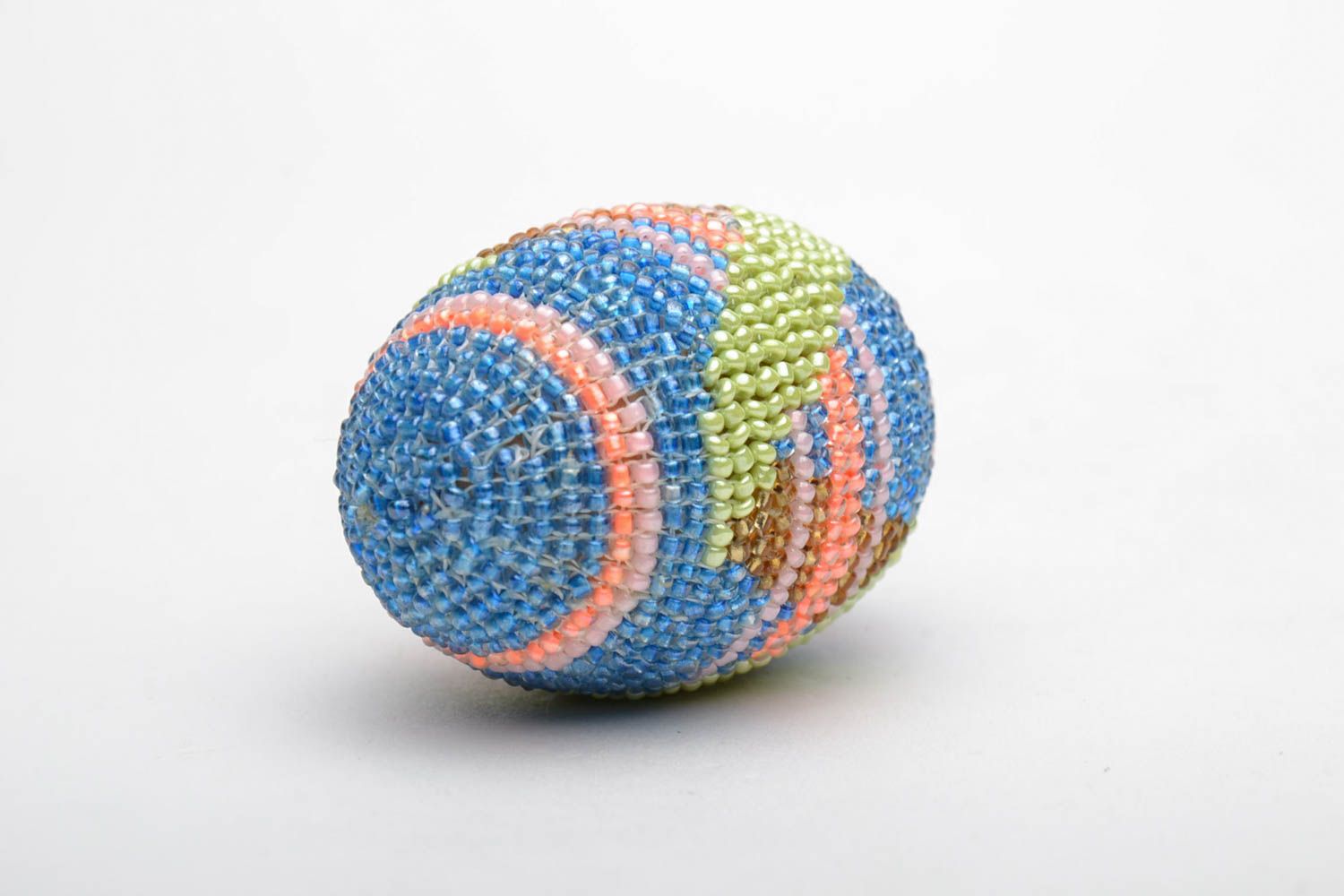 Wooden egg woven over with beads photo 5