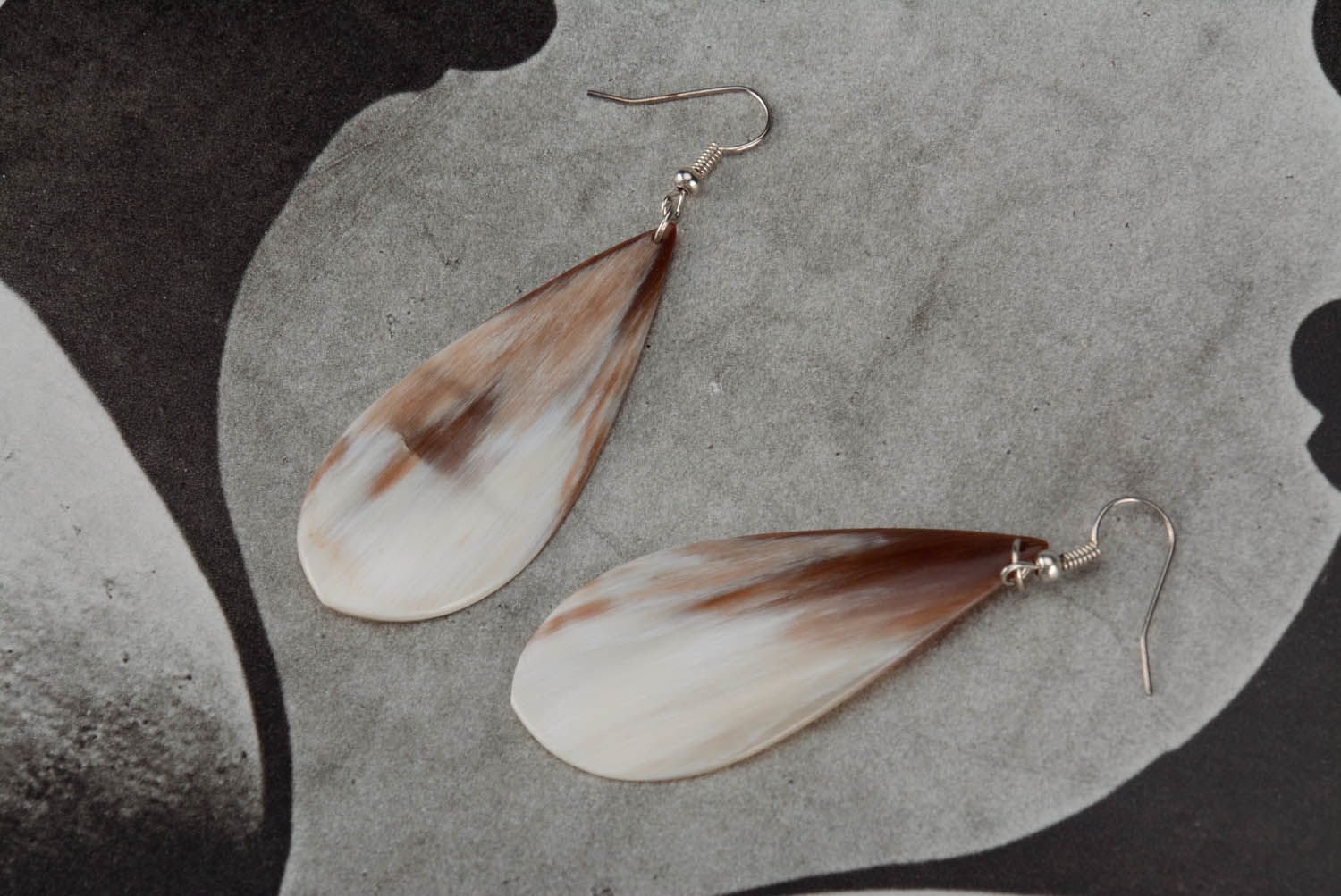 Earrings made ​​of cow horns Petals photo 3
