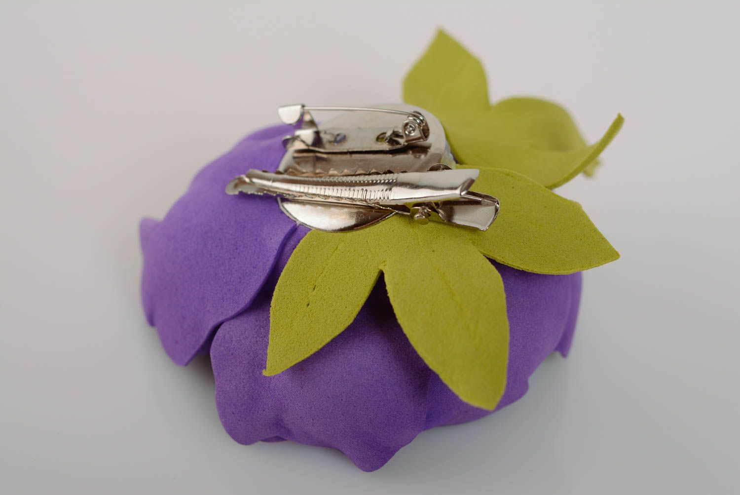 Handmade beautiful brooch-hairpin made of foamiran bright purple stylish accessory photo 3