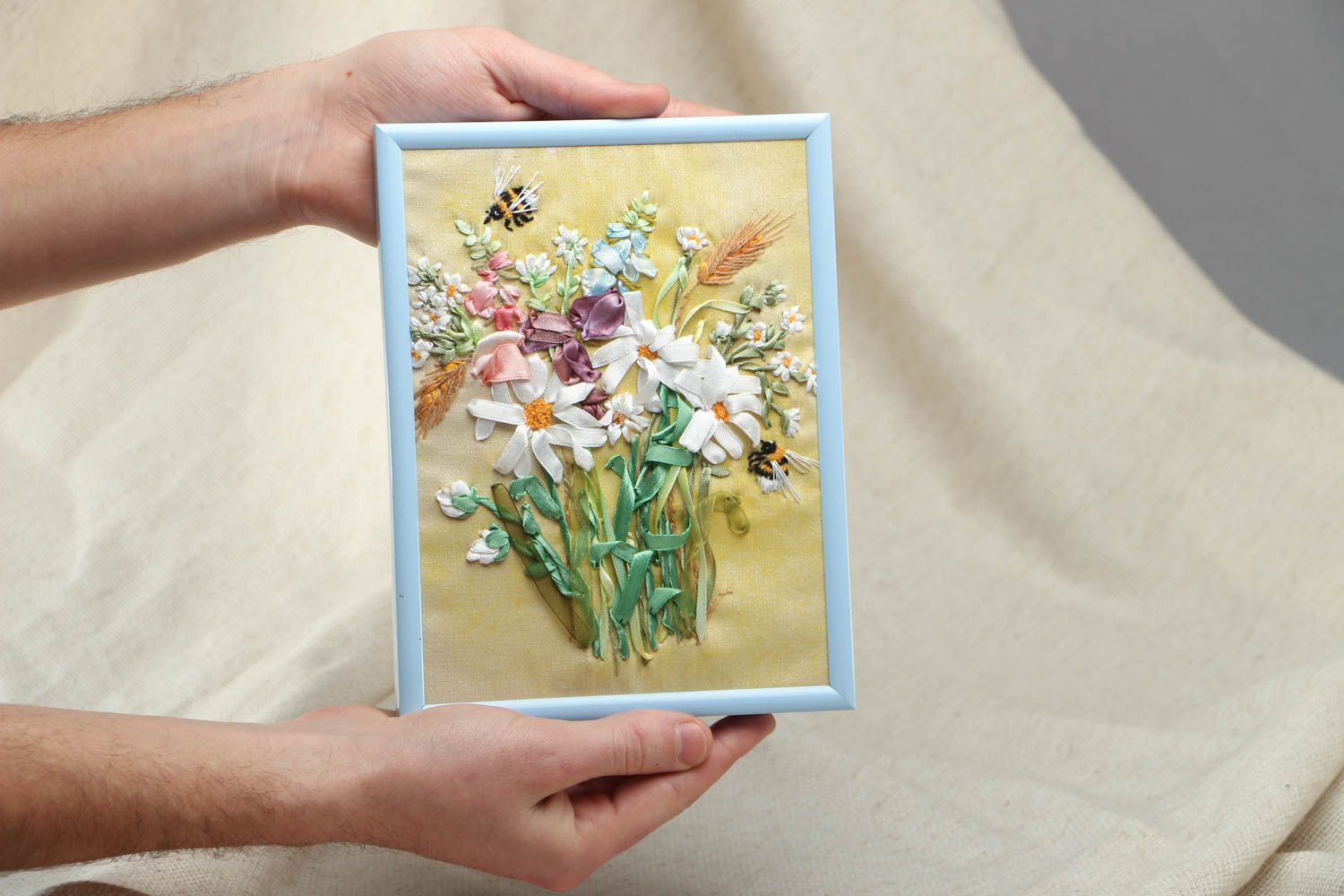 Homemade embroidered picture Bouquet photo 4