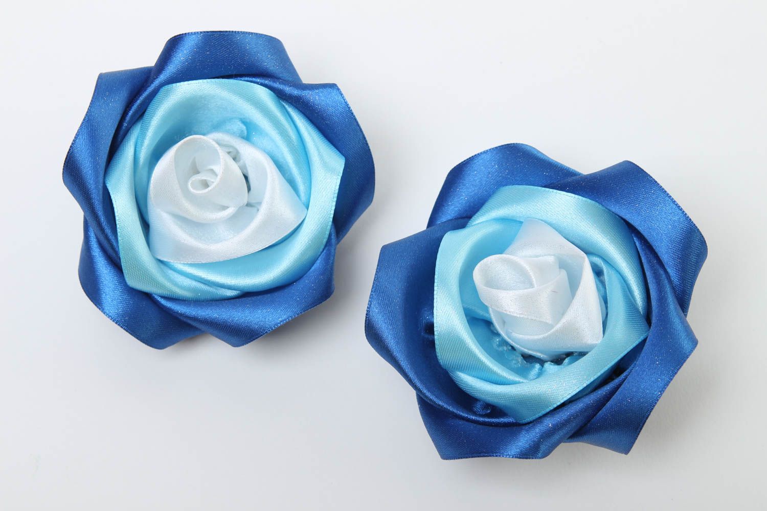 Broches fleurs Pinces à cheveux faites main bleues 2 pièces Accessoires femme photo 2