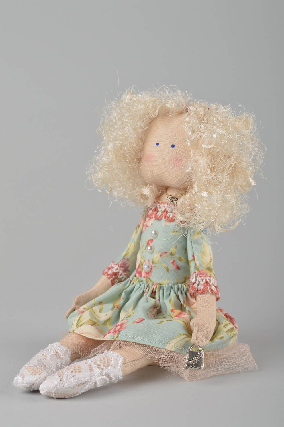 Мягкая игрушка куклы ручной работы коллекционная кукла фея в зеленом красивая фото 5