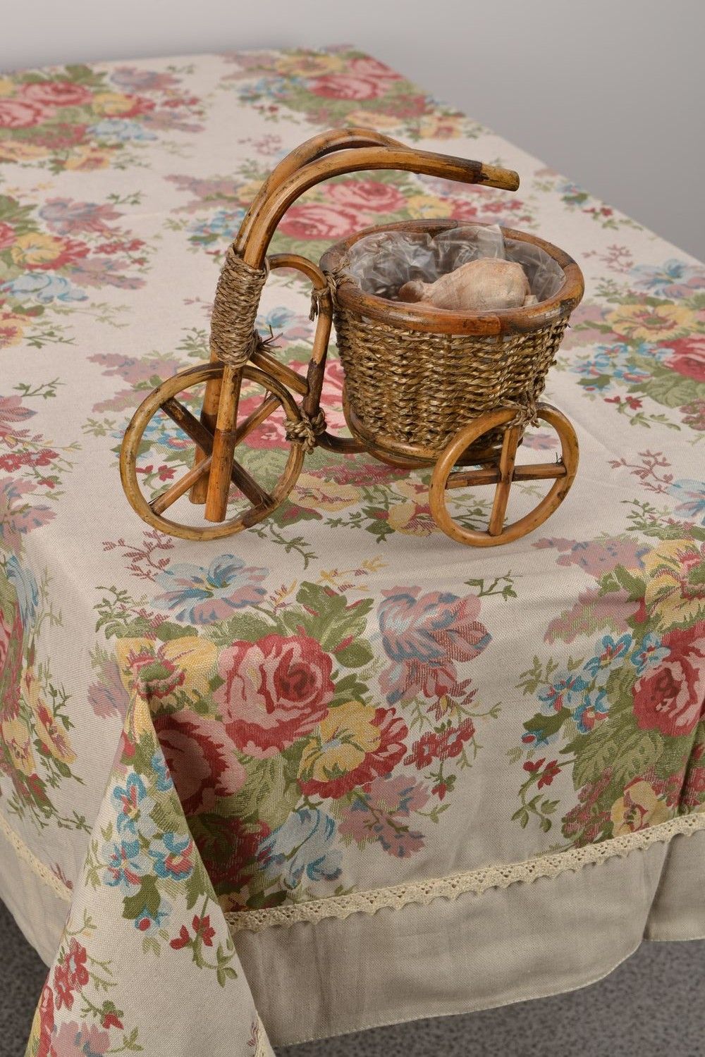 Handmade Tischdecke aus Baumwolle und Polyamid mit Spitze foto 1