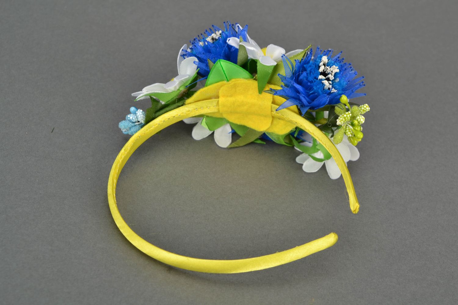 Headband with camomiles and cornflowers photo 4