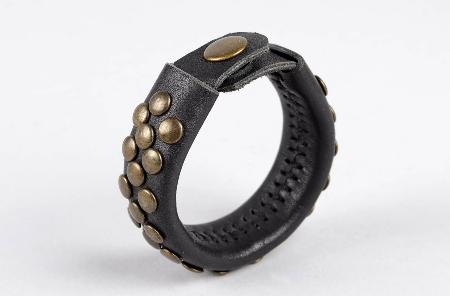 Bracelet en cuir naturel Bijou fait main unisexe avec rivets Cadeau original photo 2