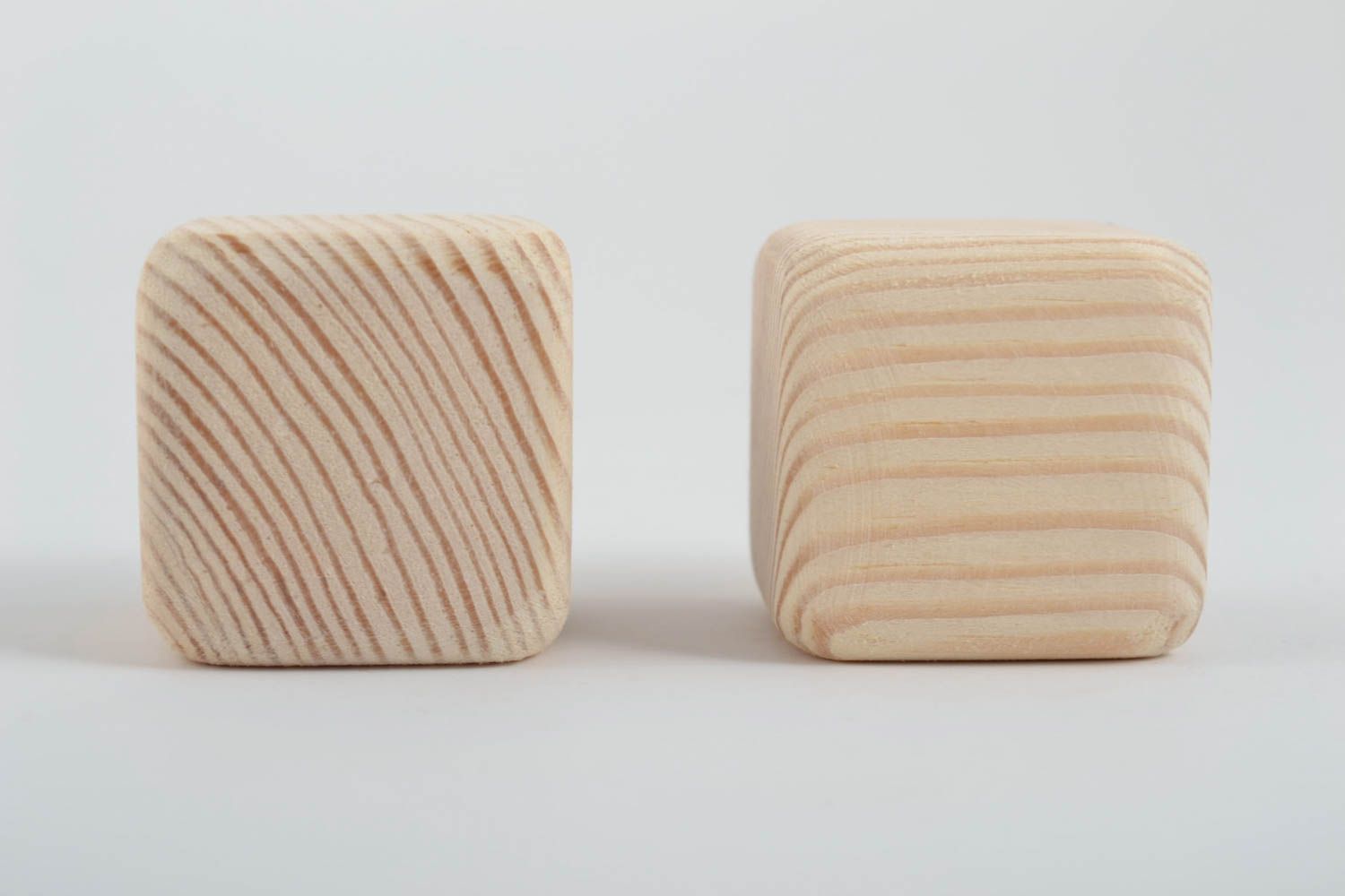 Симпатичный набор кубиков для декупажа изготовленых из дерева ручной работы фото 2