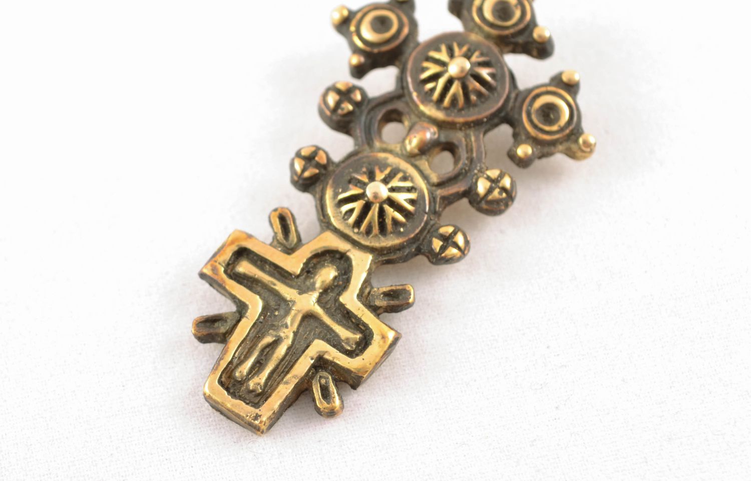 Amuleto zgard fatto a mano a forma di croce di bronza accessorio originale 
 foto 2