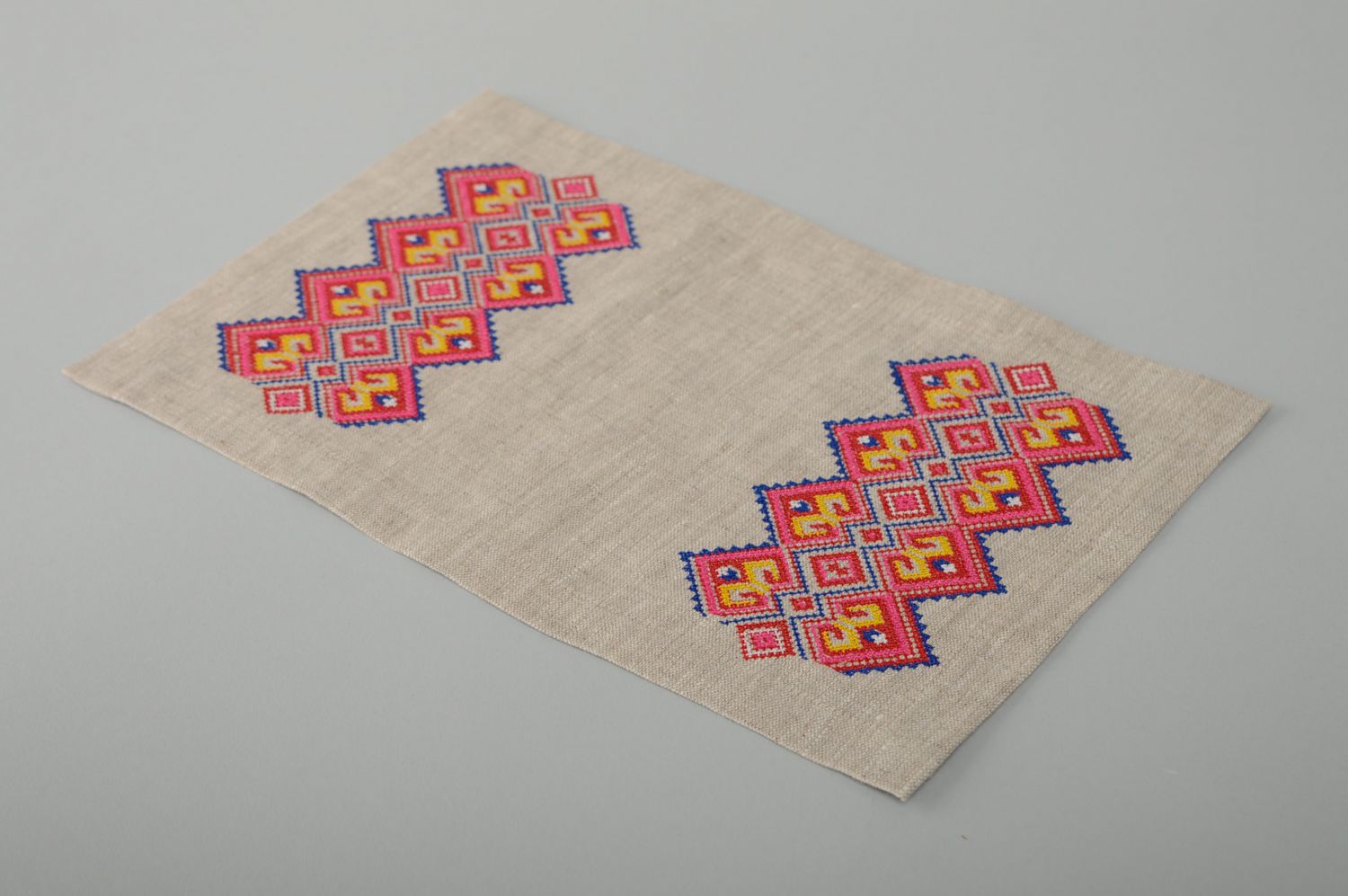 Handmade napkin with Ukrainian embroidery photo 1