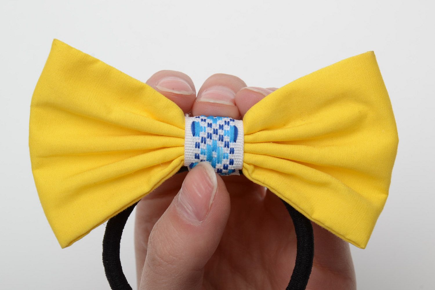 Handgemachter Haargummi mit Schleife aus Baumwolle in Gelb und Blau für Damen foto 5