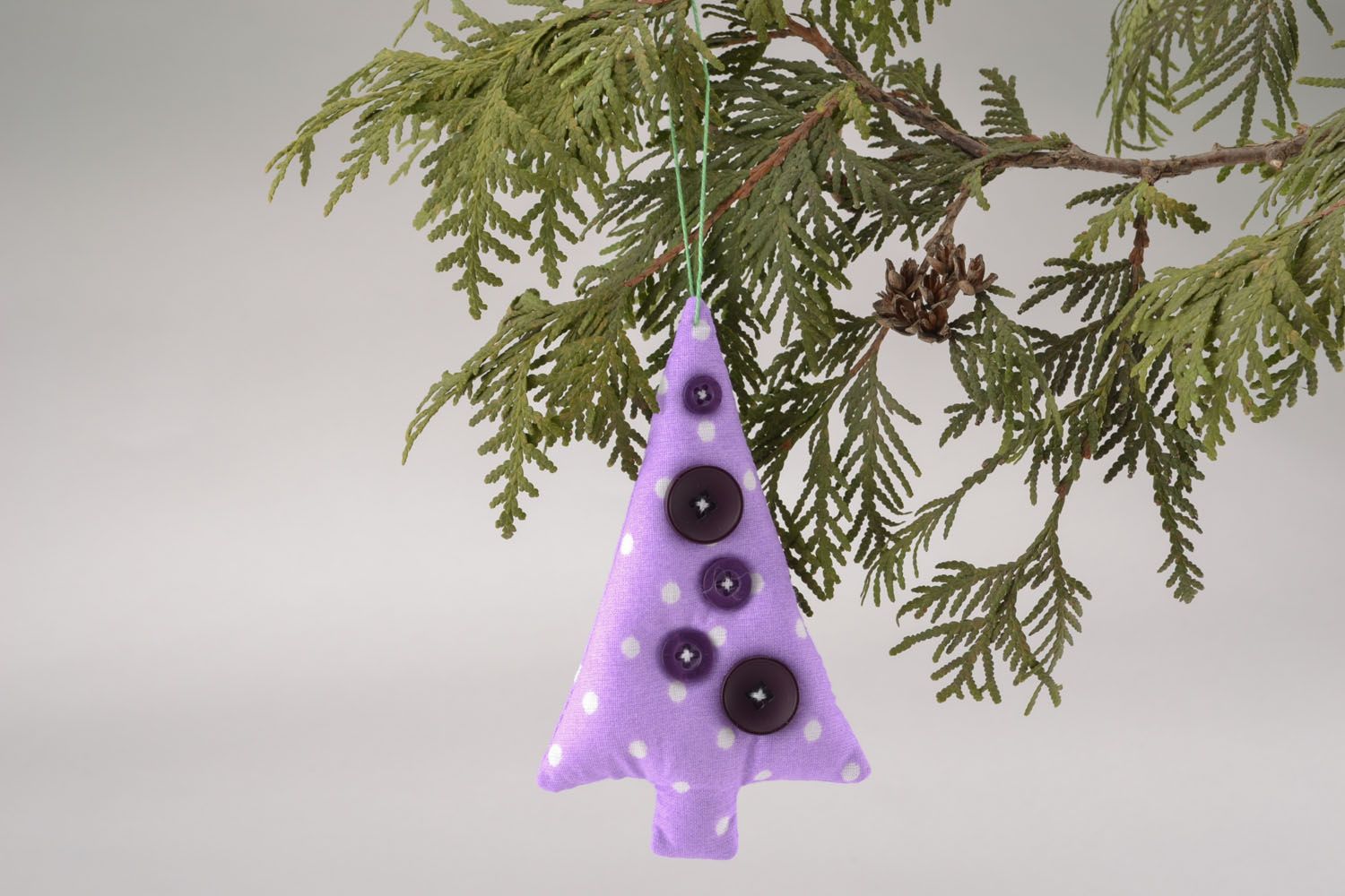 Fabric Christmas tree decoration photo 1