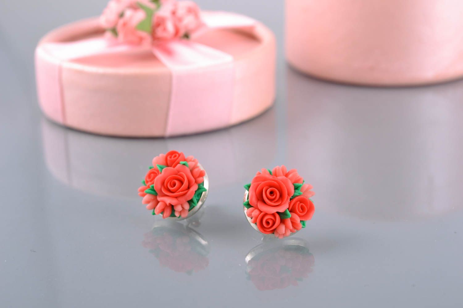 Polymer clay stud earrings with flowers photo 1
