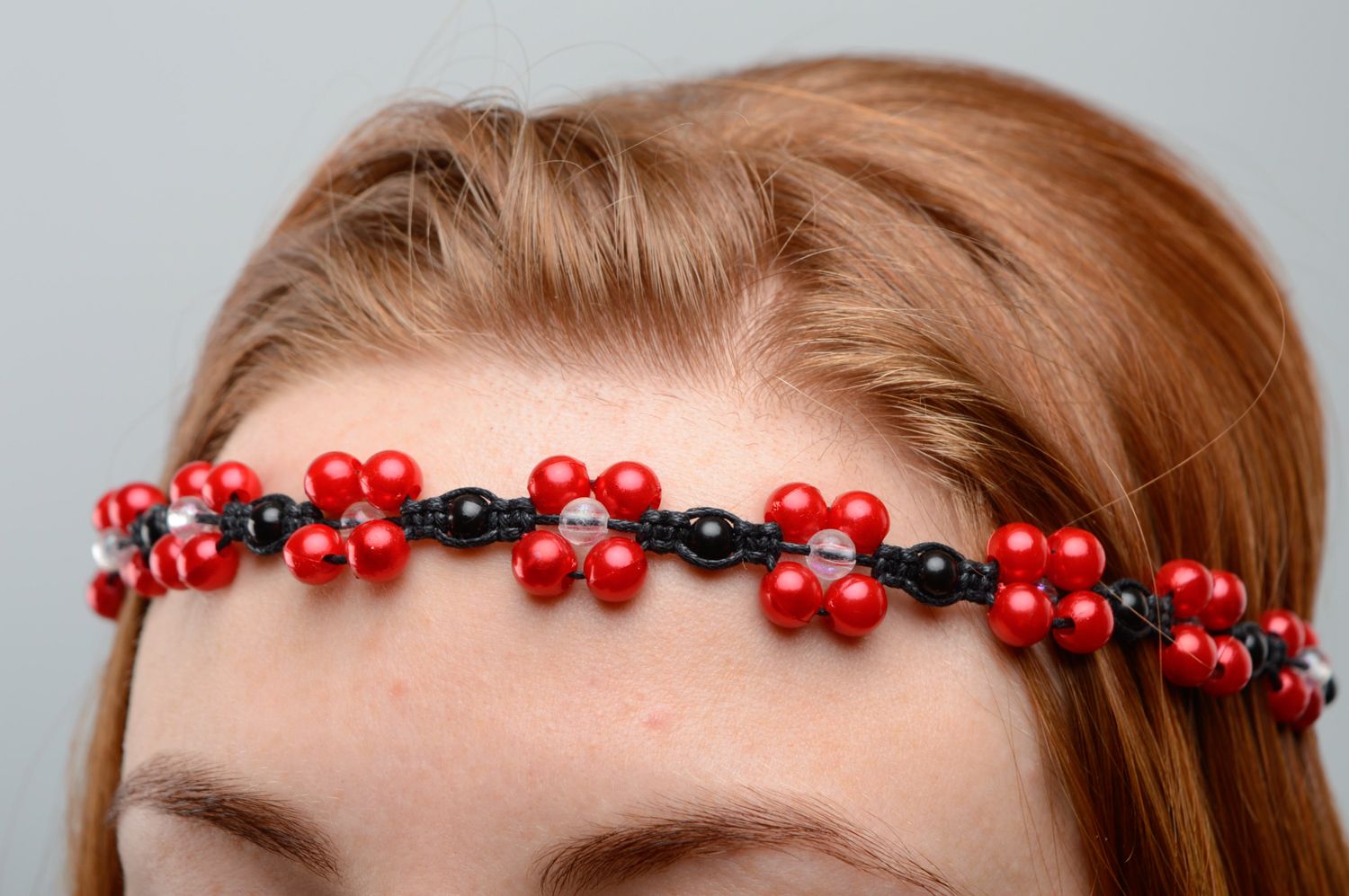 Collier transformable bandeau à cheveux rouge en macramé fait main pour femme photo 3