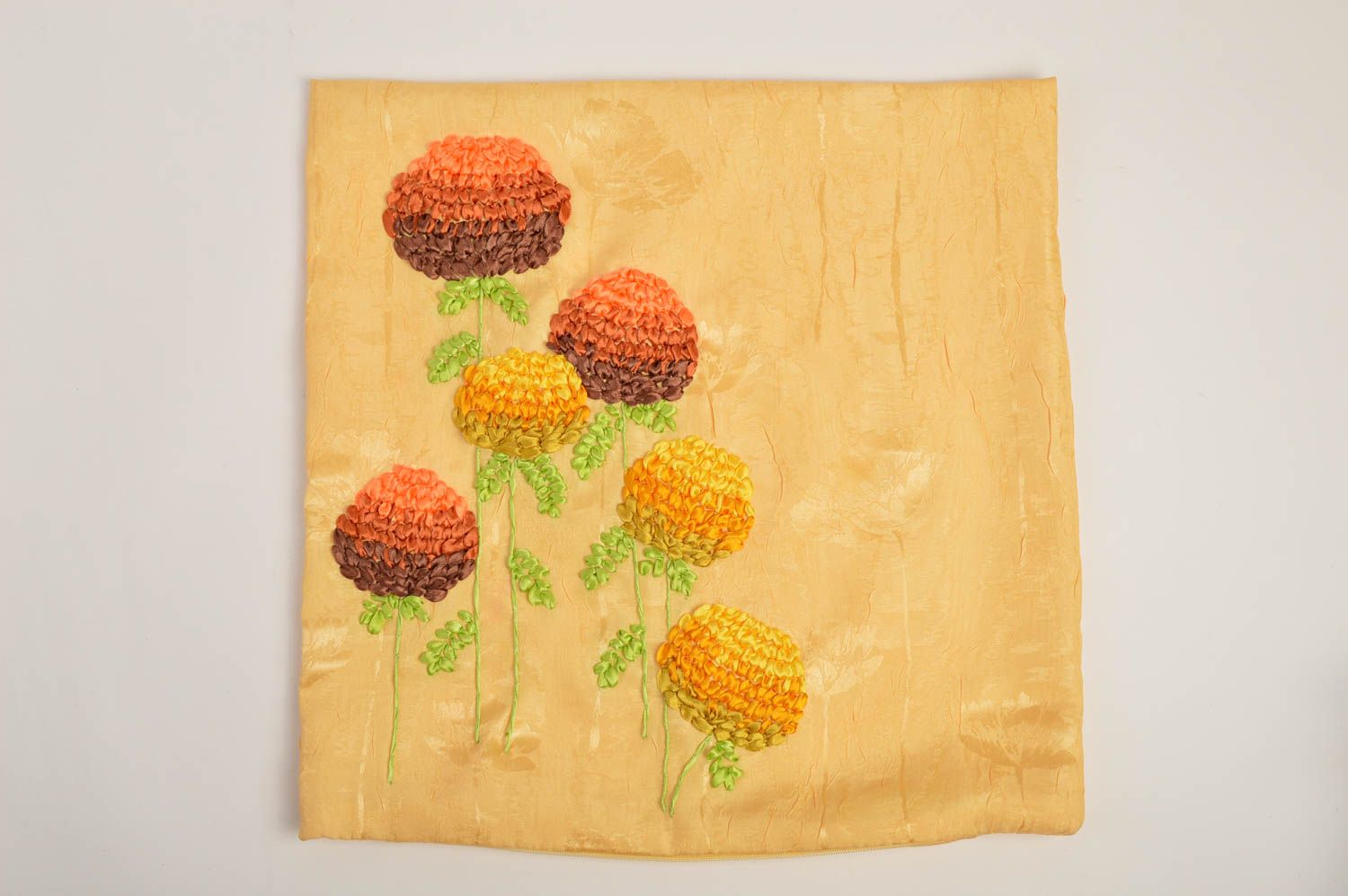 Декоративная наволочка хэнд мэйд необычный подарок текстильный декор с цветами фото 2