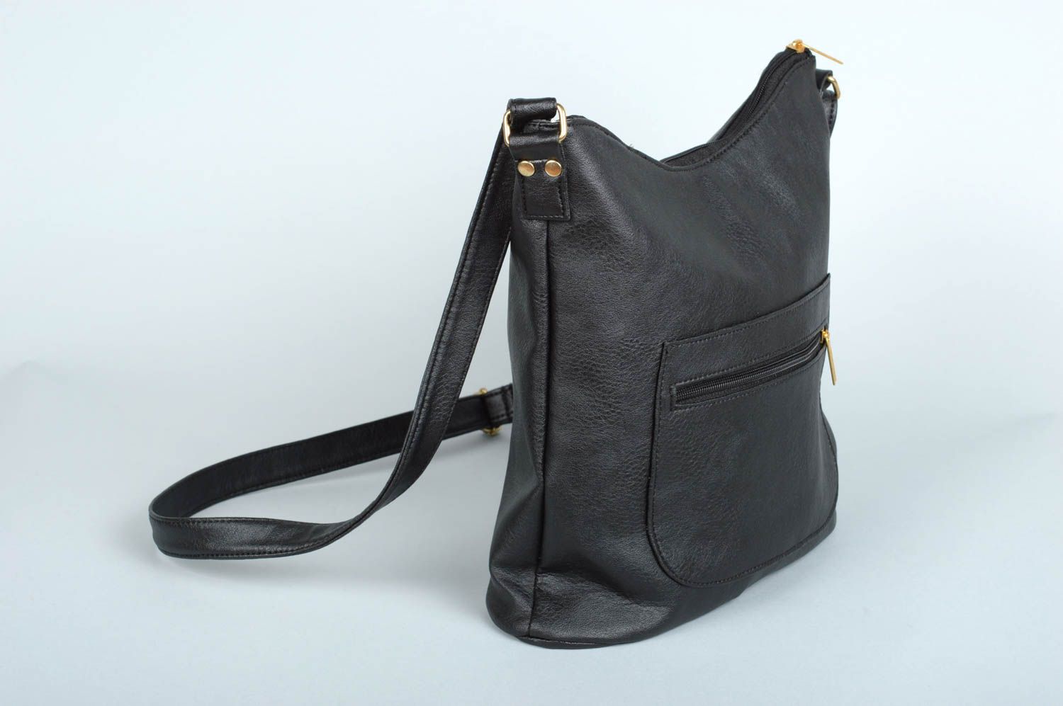Handmade leatherette shoulder bag black spacious bag gift for wife fashion bag  photo 3
