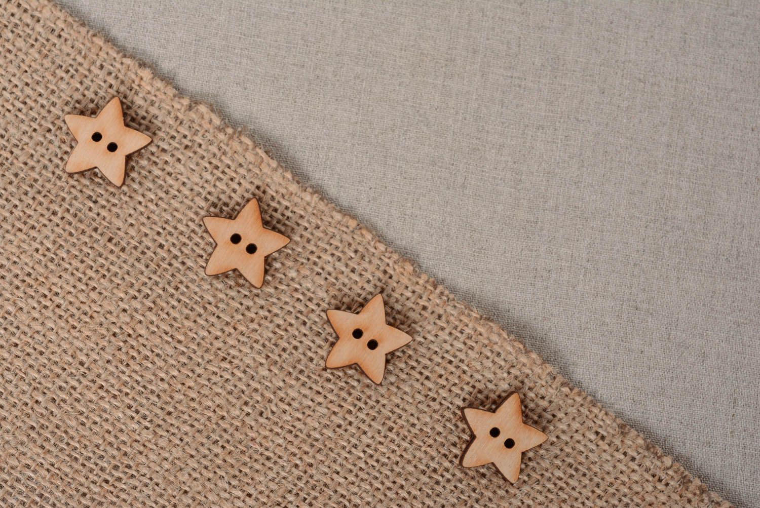 Blank buttons in the shape of stars photo 3
