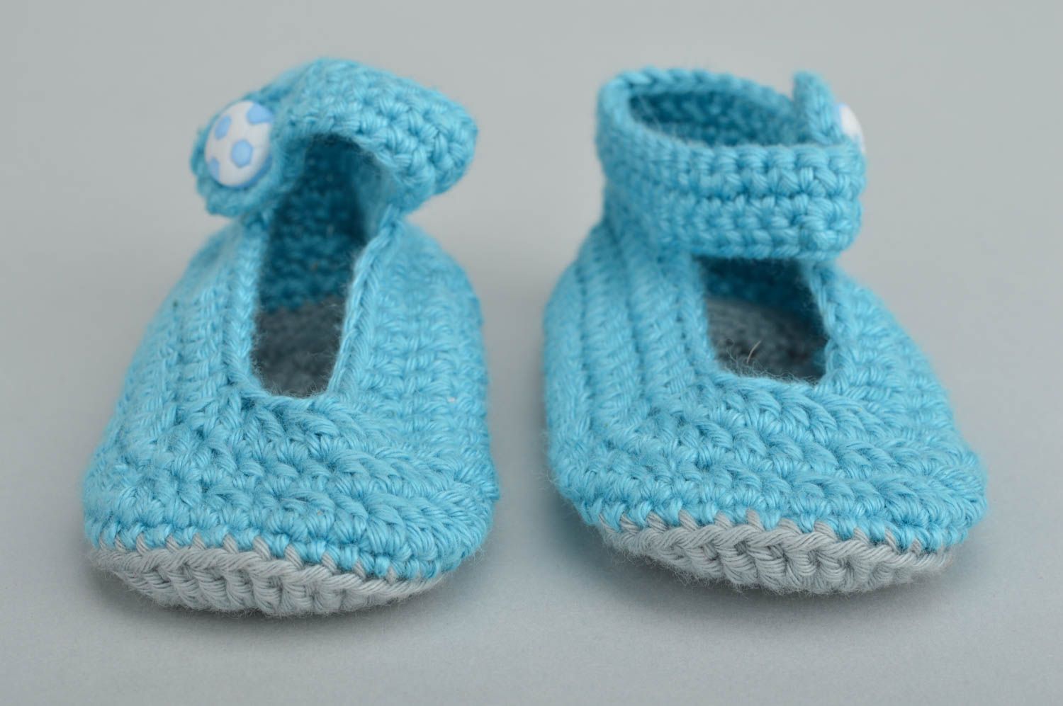 Beautiful unusual cute blue handmade baby bootees made of natural cotton photo 2