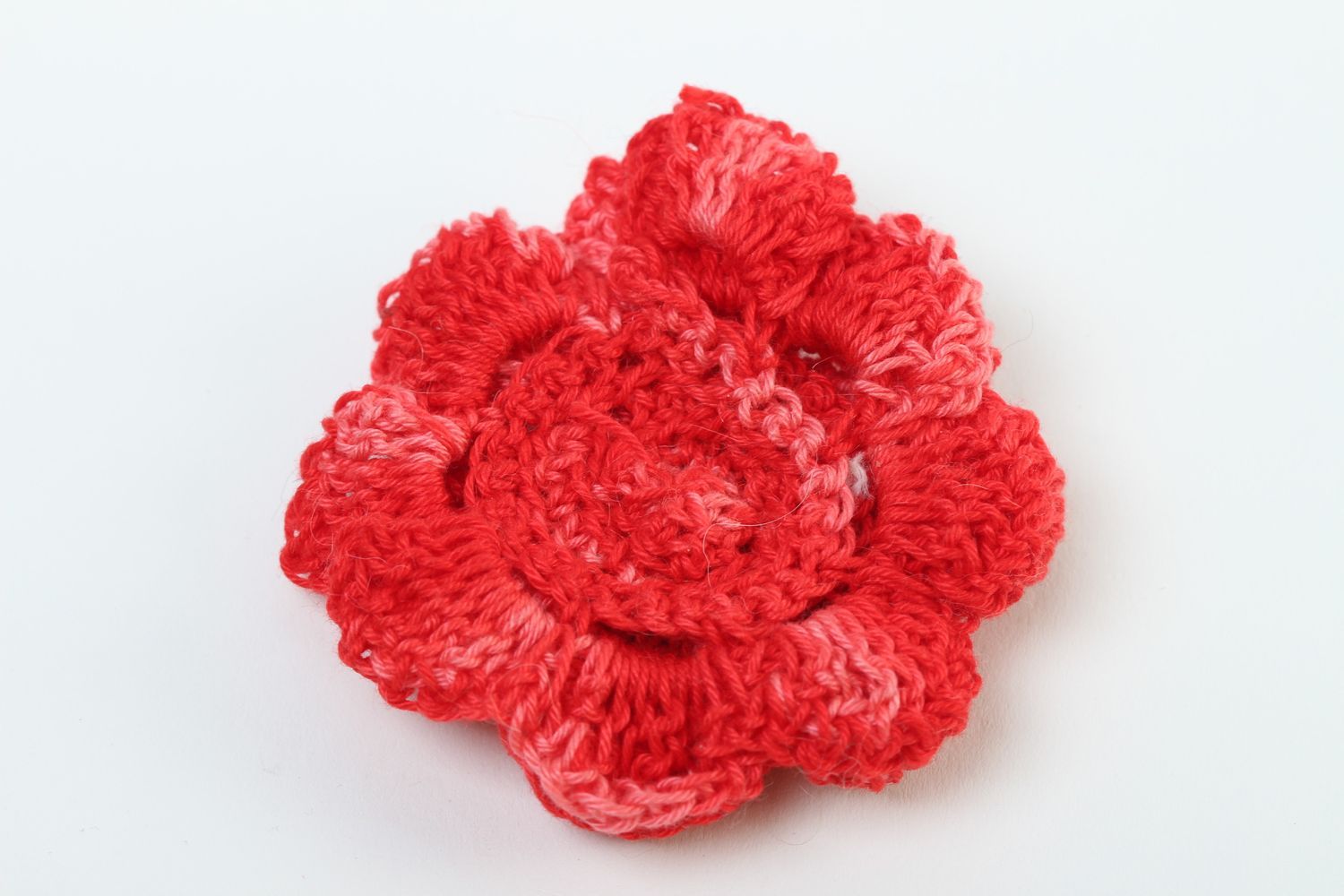 Fleur au crochet faite main Fourniture bijoux rouge en coton Création bijoux photo 4
