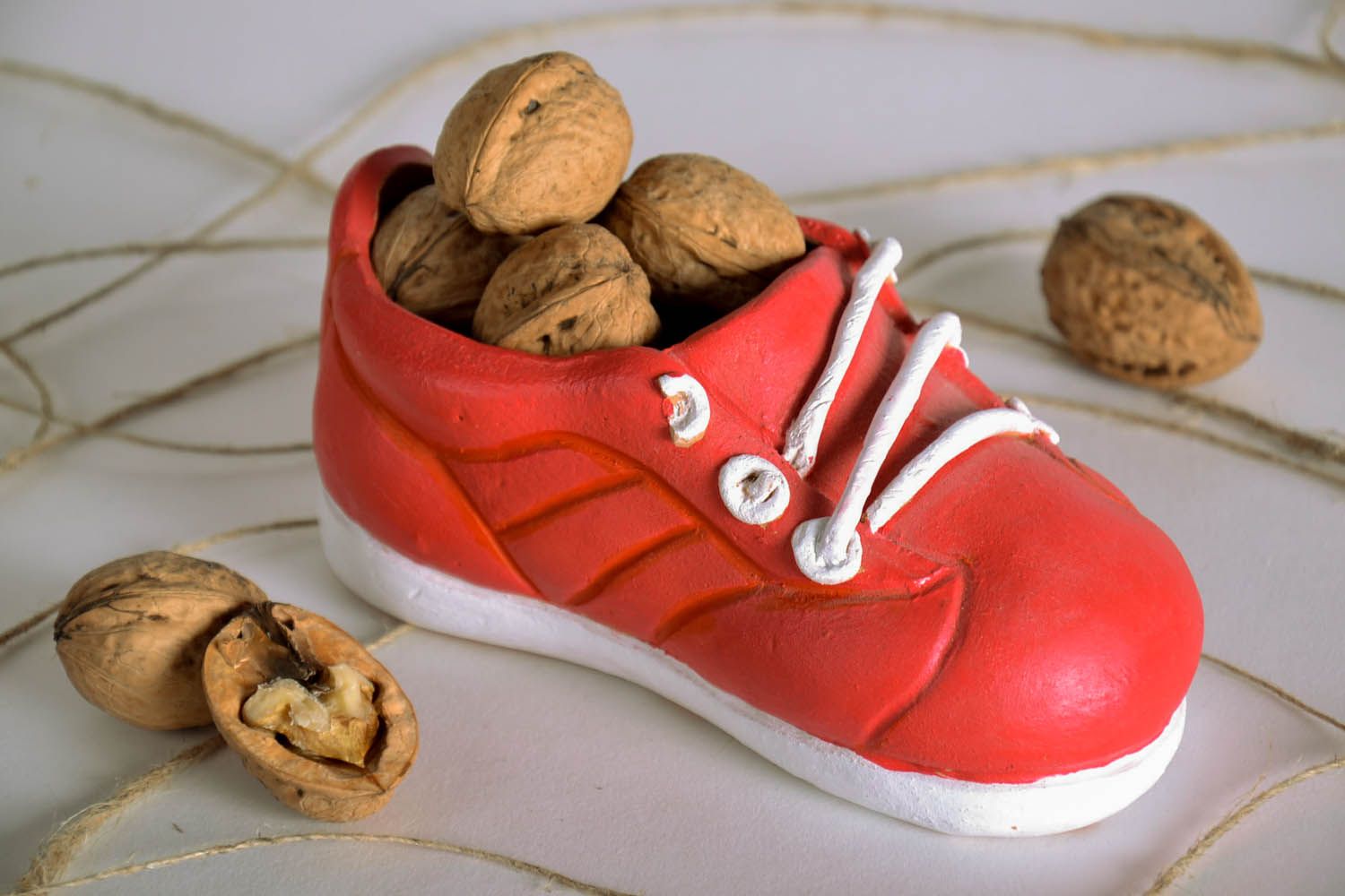 Ceramic candy tray in the shape of shoe photo 1