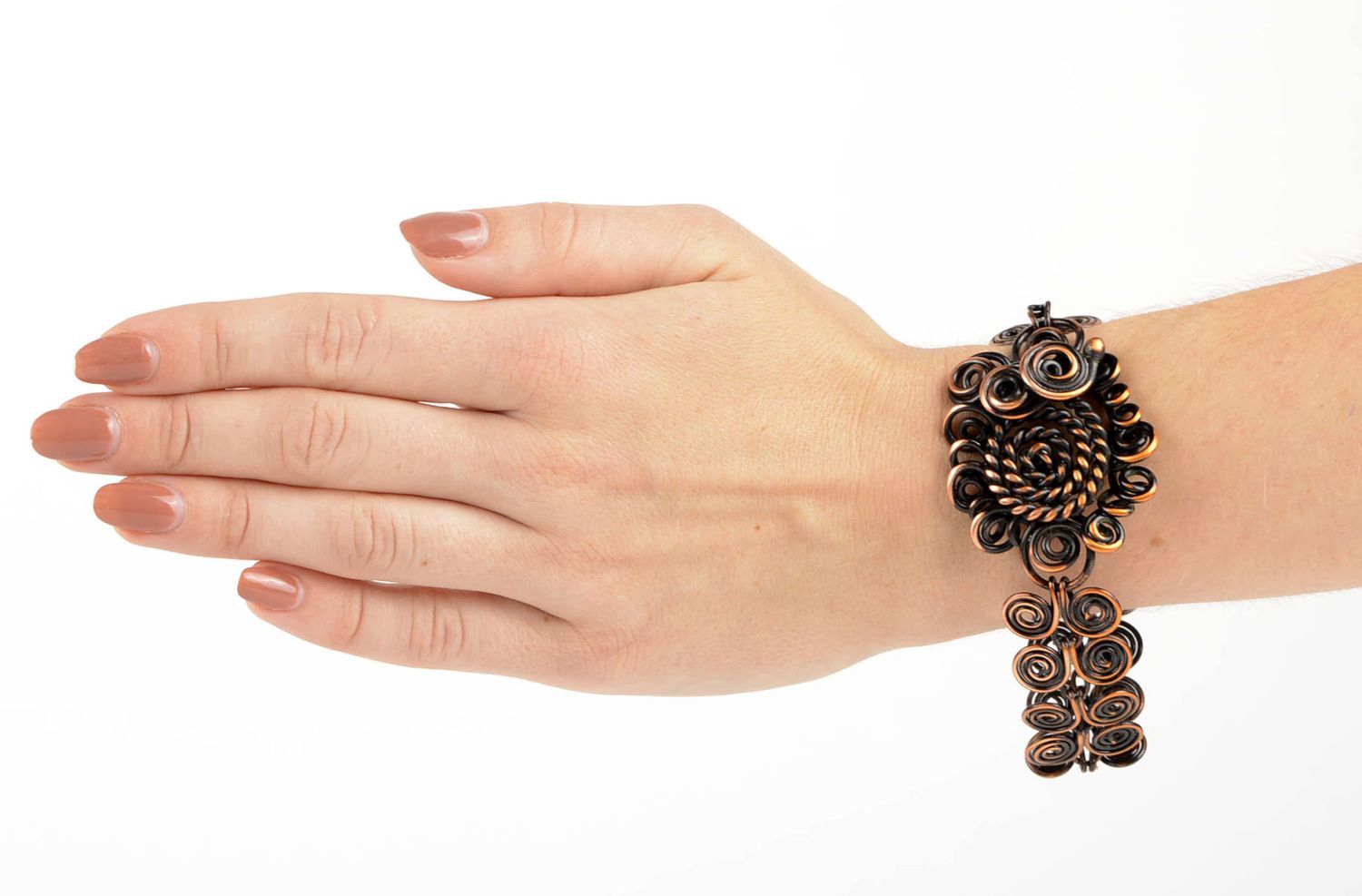 Bracelet large Bijou fait main en cuivre design de créateur Cadeau femme photo 4