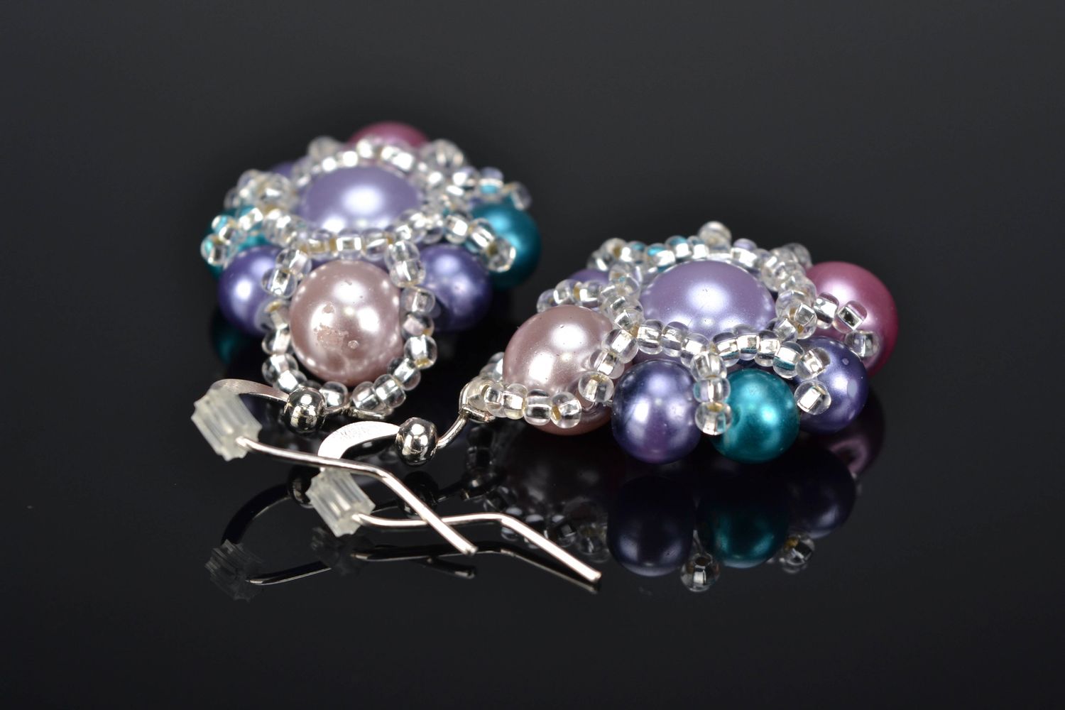 Boucles d'oreilles à pendeloques artisanales Violettes photo 1