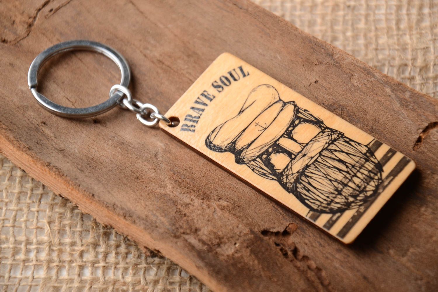 Porte-clés bois fait main Accessoire design Cadeau original Porte clé fantaisie photo 1