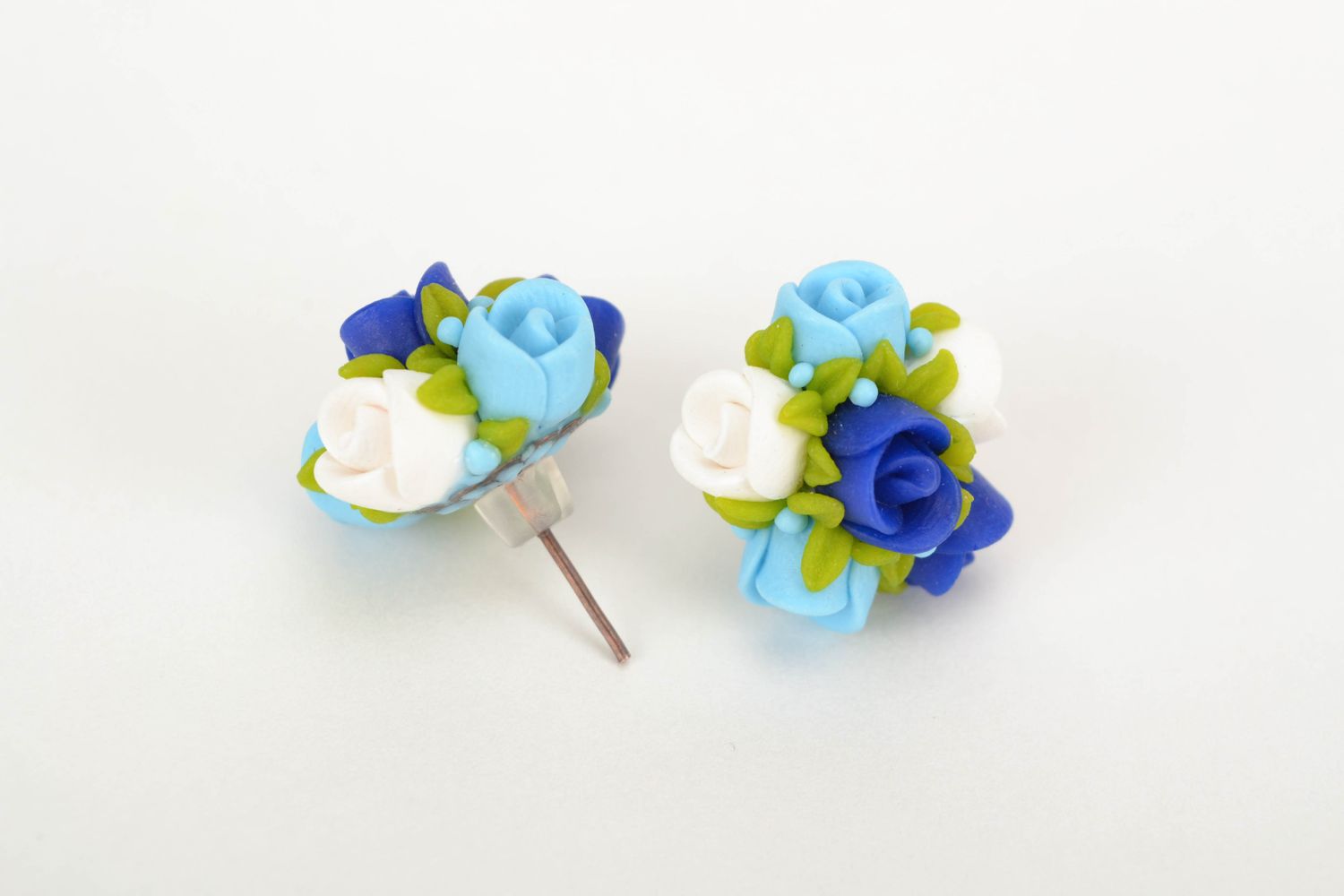 Unusual plastic flower earrings photo 3