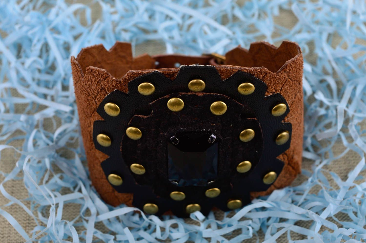 Bracelet cuir marron Bijou fait main large design de créateur Cadeau femme photo 1