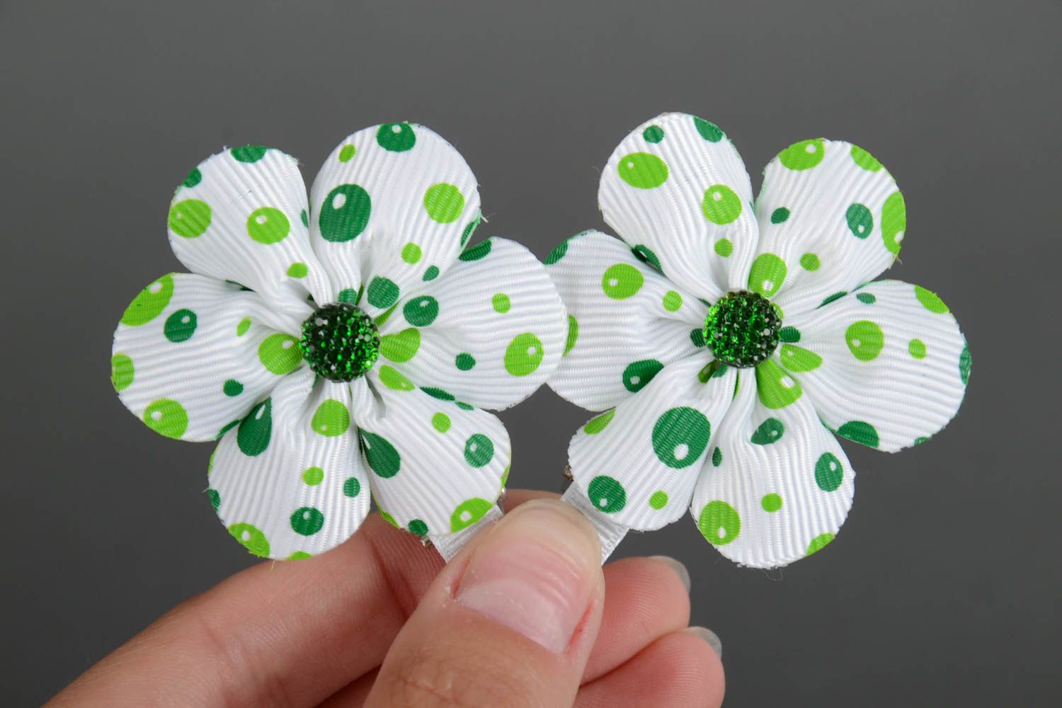 Set of 2 homemade hair clips with satin ribbon flowers in white and green colors photo 5