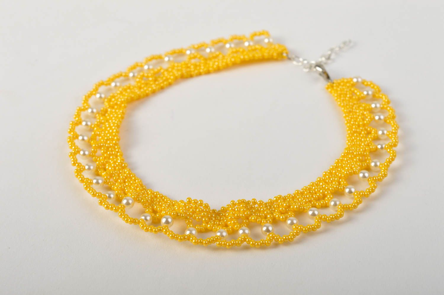 Collier en perles de rocaille Bijou fait main jaune avec perles Cadeau femme photo 4
