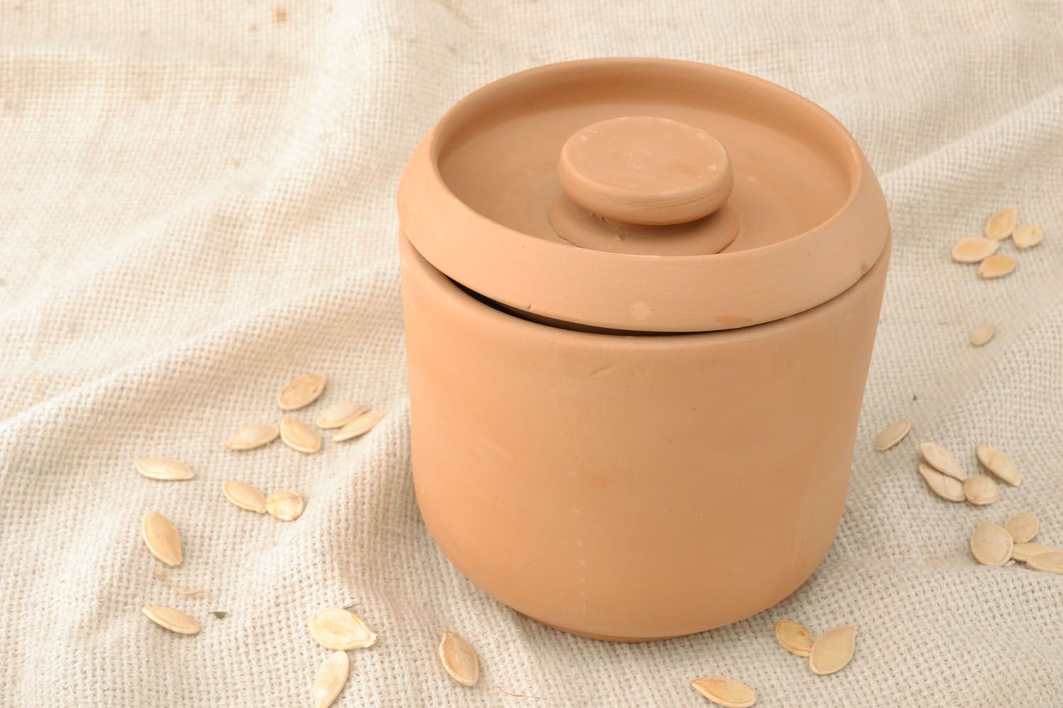 Large ceramic pot for dry goods photo 5