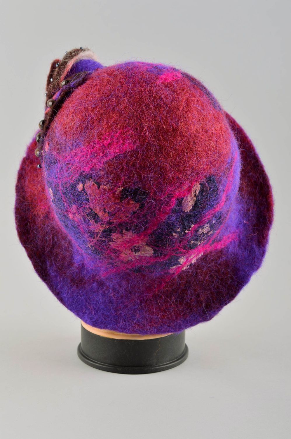 Handmade Damen Hut Accessoire für Frauen schöner Filz Hut in Violett mit Blume foto 4