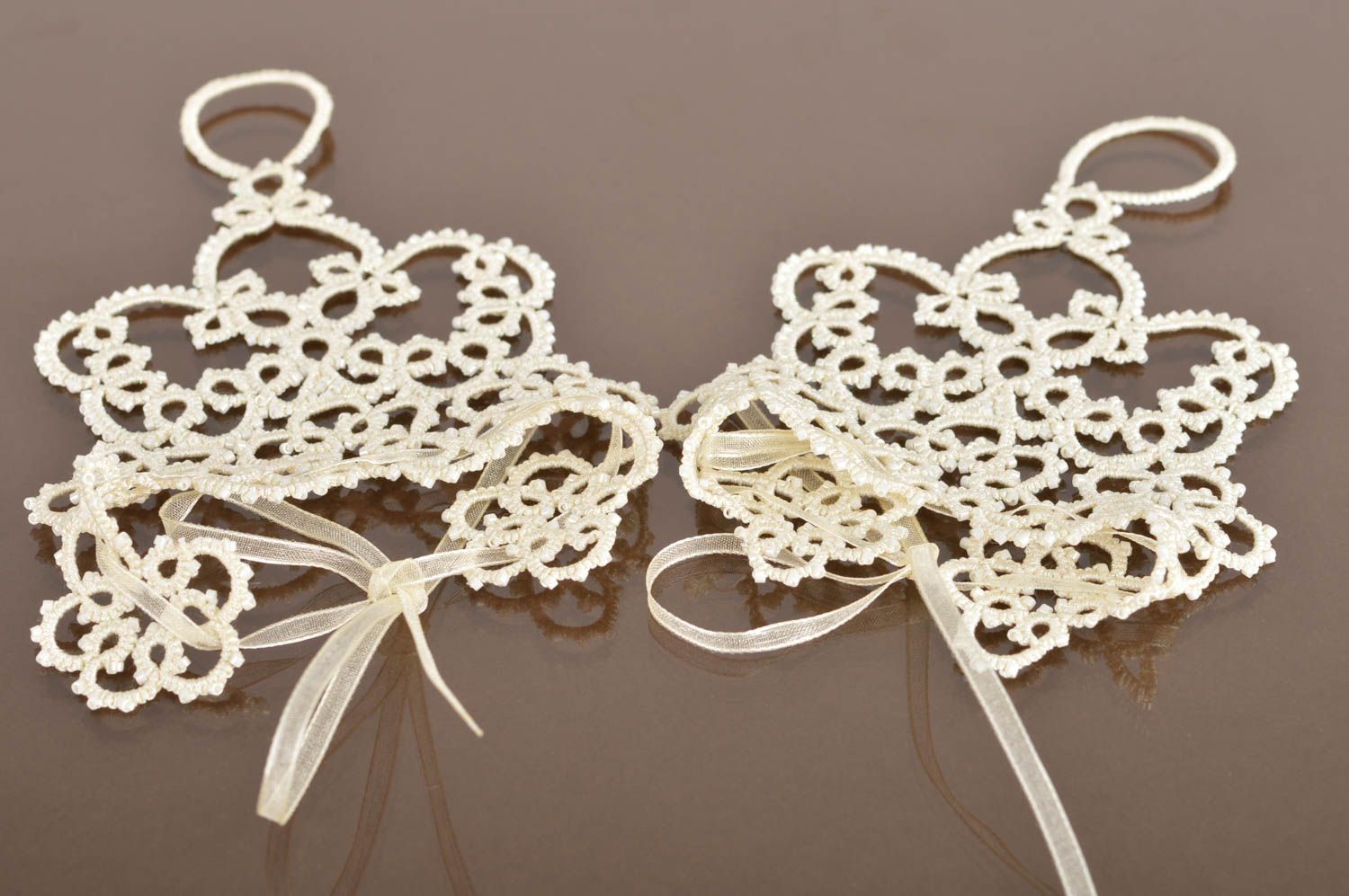 Слейв браслеты для невесты ручной работы из ниток и бисера фриволите белые фото 2
