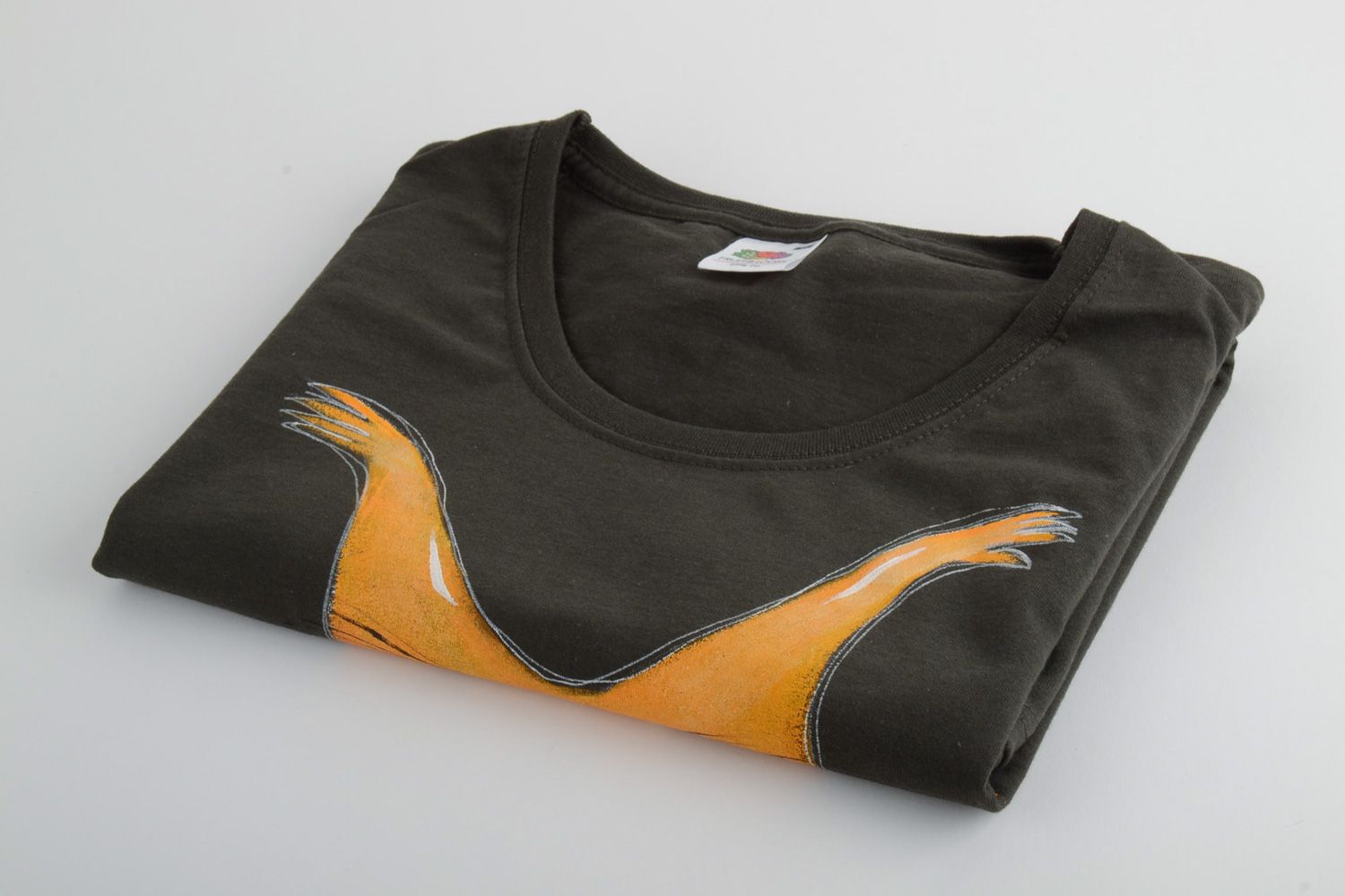 Joli t-shirt en coton noir avec dessin écureuil pour femme original design photo 4