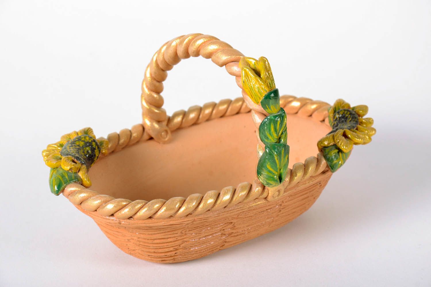 Ceramic fruit bowl in the shape of a basket photo 3