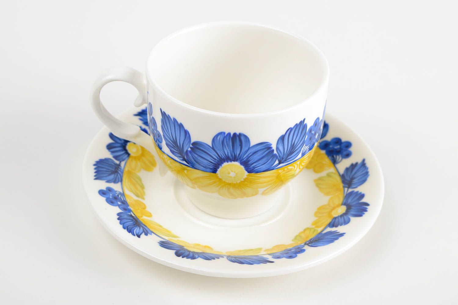 8 oz ceramic cup with handle and saucer in white, blue, yellow colors photo 4
