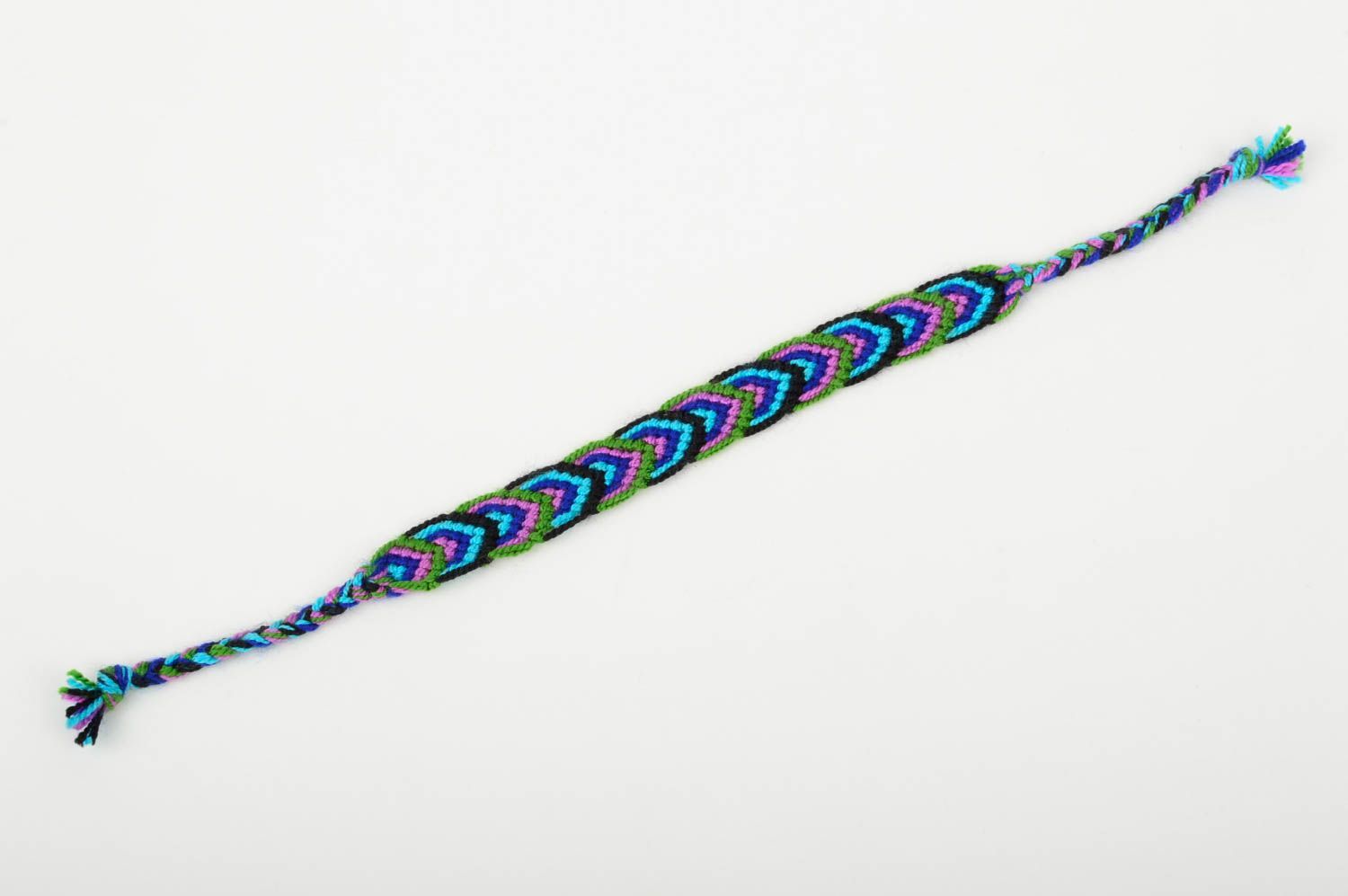 Плетеный браслет из ниток ручной работы элитная бижутерия женский браслет фото 2